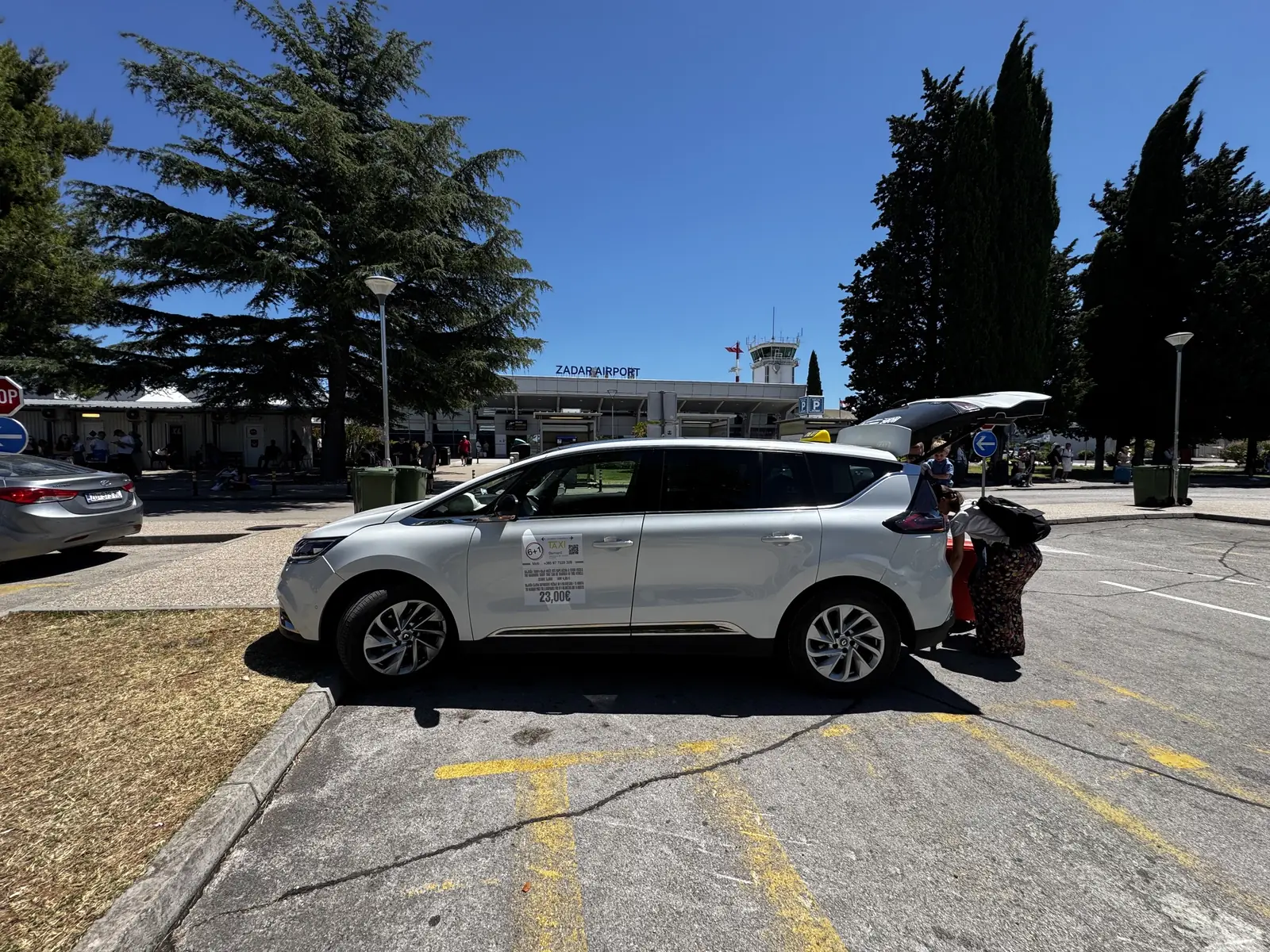 Bernard's taxi picking up a family at Zadar Airport